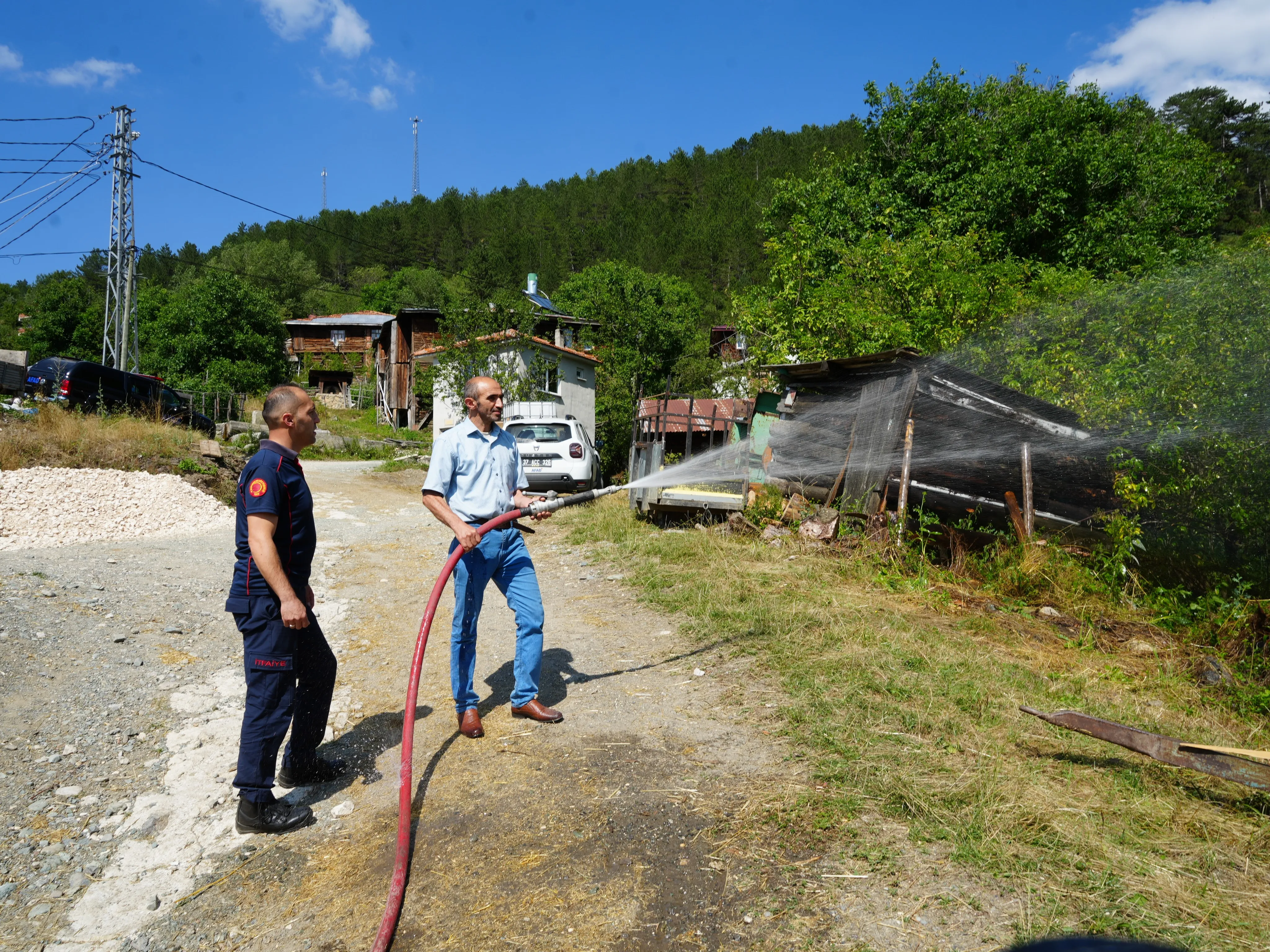 Köy Yangınlarıyla Mücadelede Eden Kastamonu'da Köy Köy Gezip Vatandaşları Eğitiyorlar (7)