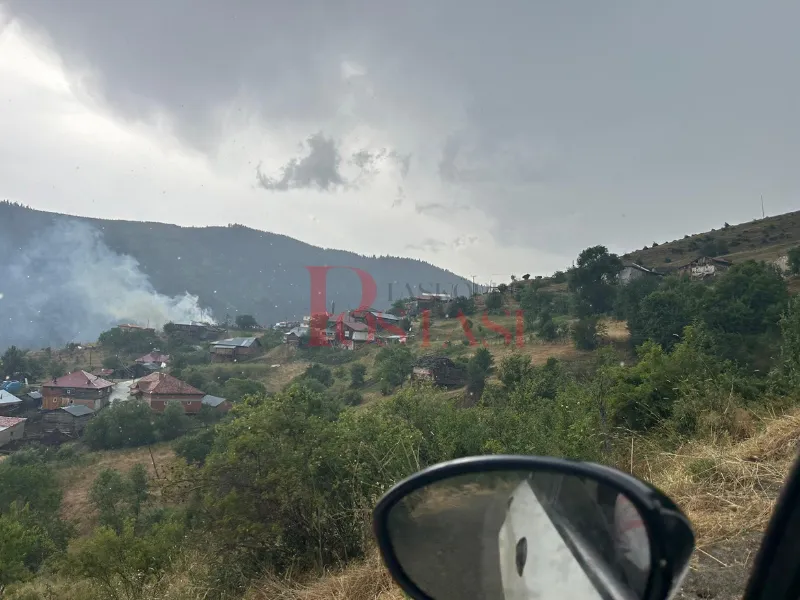 Taşköprü'de Feci Yangın! 1 Samanlık, 2 Ahır Küle Döndü 5