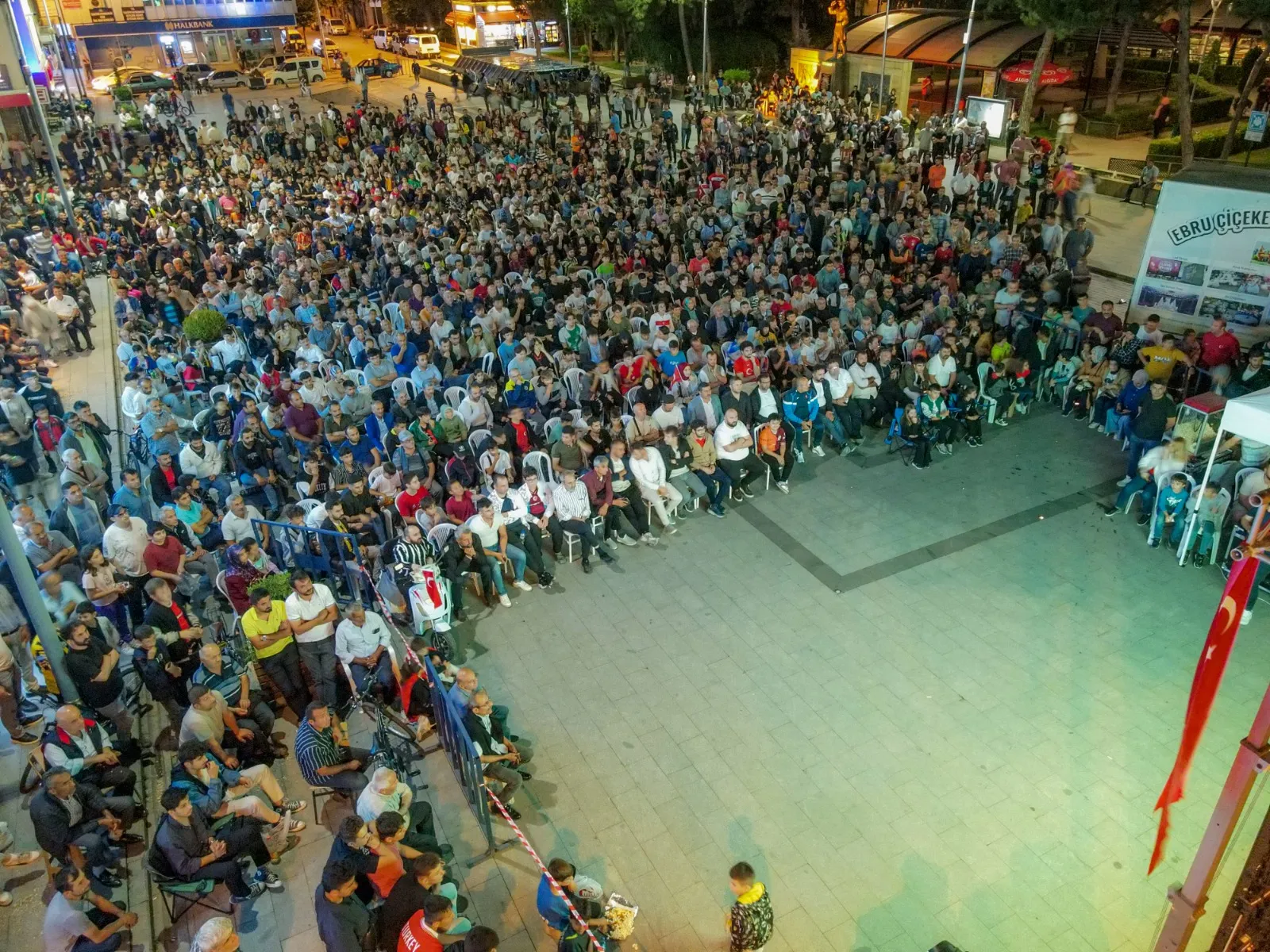 Taşköprü’de Milli Maç Coşkusu Yaşandı (6)