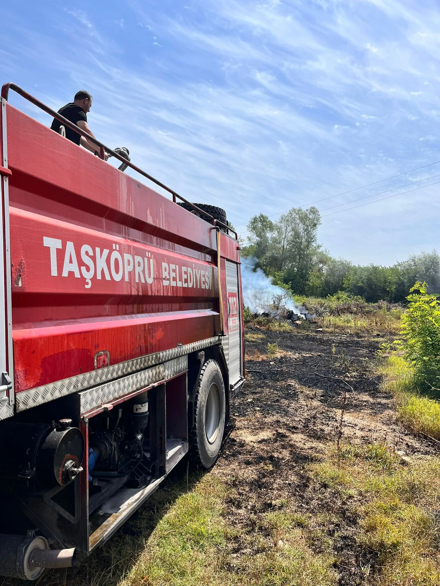 Taşköprü'de Yangın! İtfaiye Hızla Müdahale Etti!