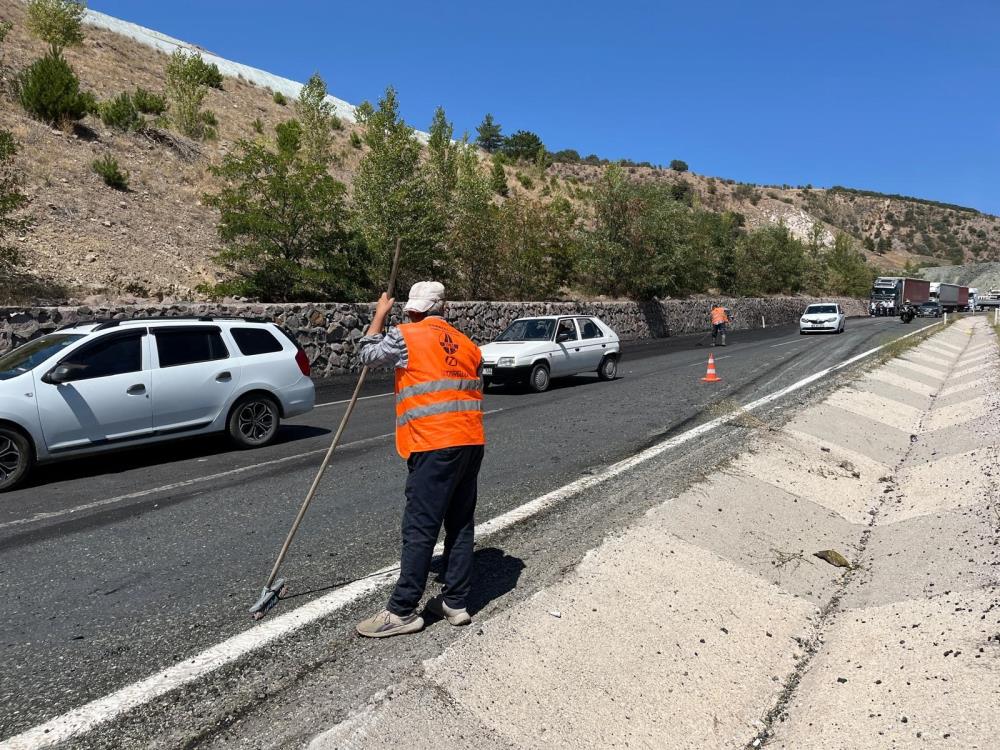 Kastamonu Cankiri Kara Yoli Tir Devrildi (4)