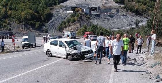 Kastamonu Diphan Trafik Kazasi Yarali (1)-1