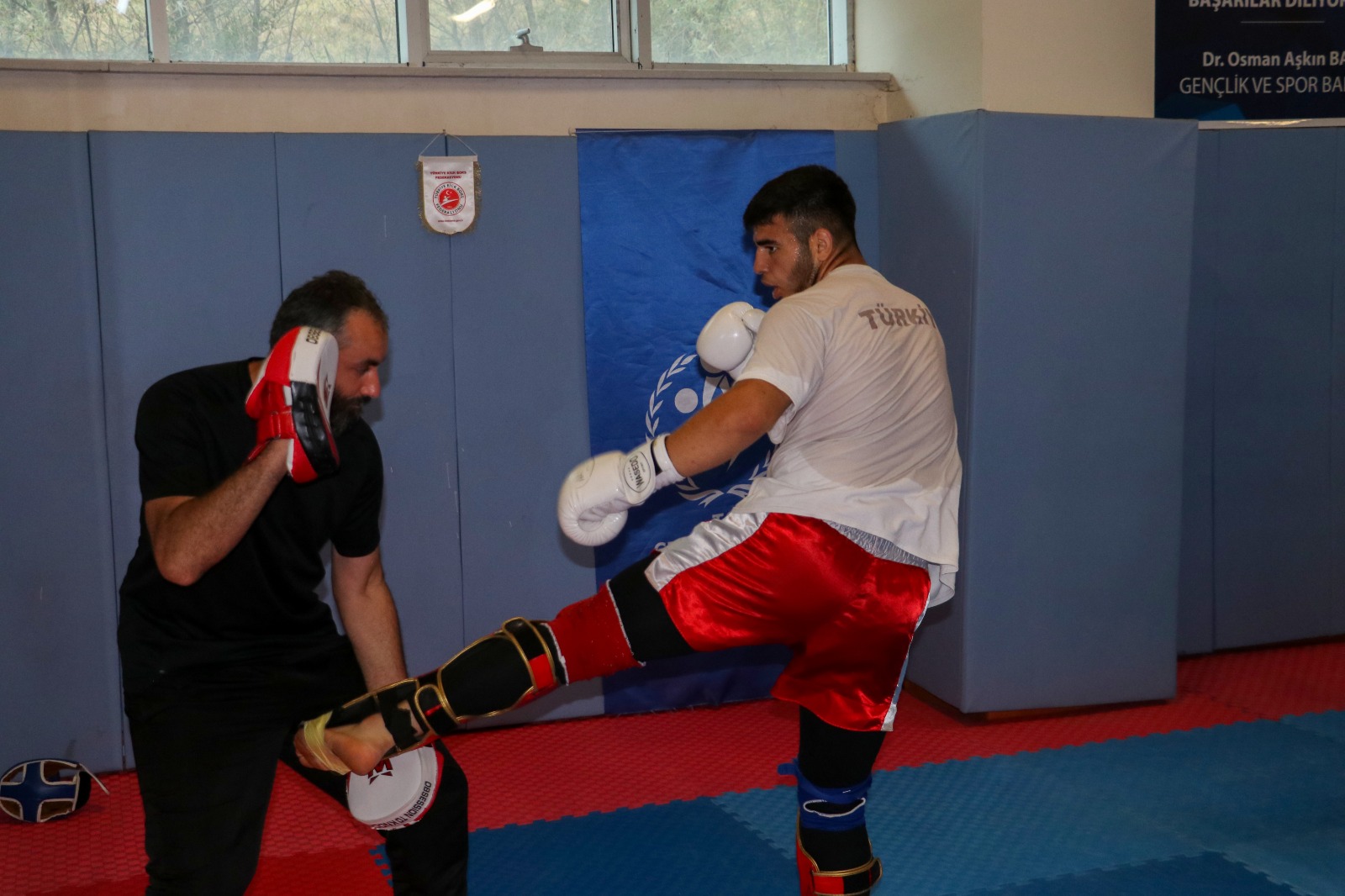 Kastamonu Spor Sevket Arslan Dunya Kick Boks Sampiyonasi (1)