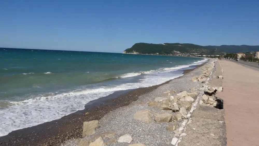 Kastamonu’da Batan Teknedeki 3 Kişi Bulunamadı Arama Çalışması Güçlükle Sürdürülüyor! (2)