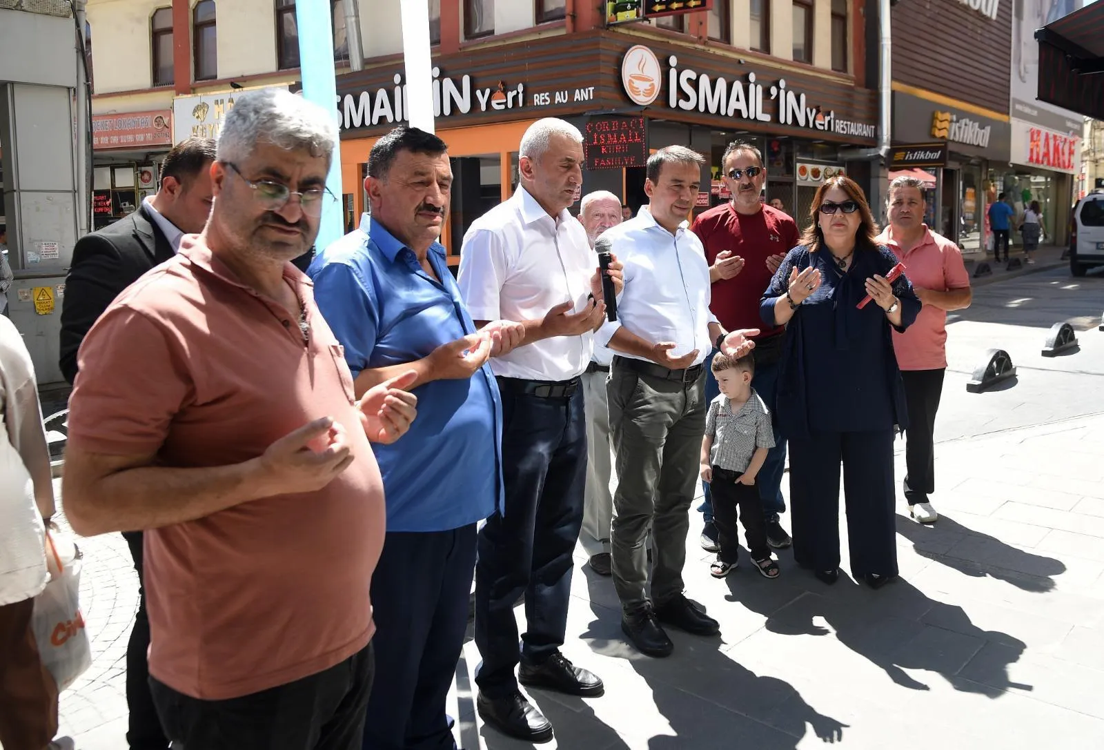 Kastamonu’da Güzelliğin Yeni Adresi Semra Beauty Center Açıldı (6)