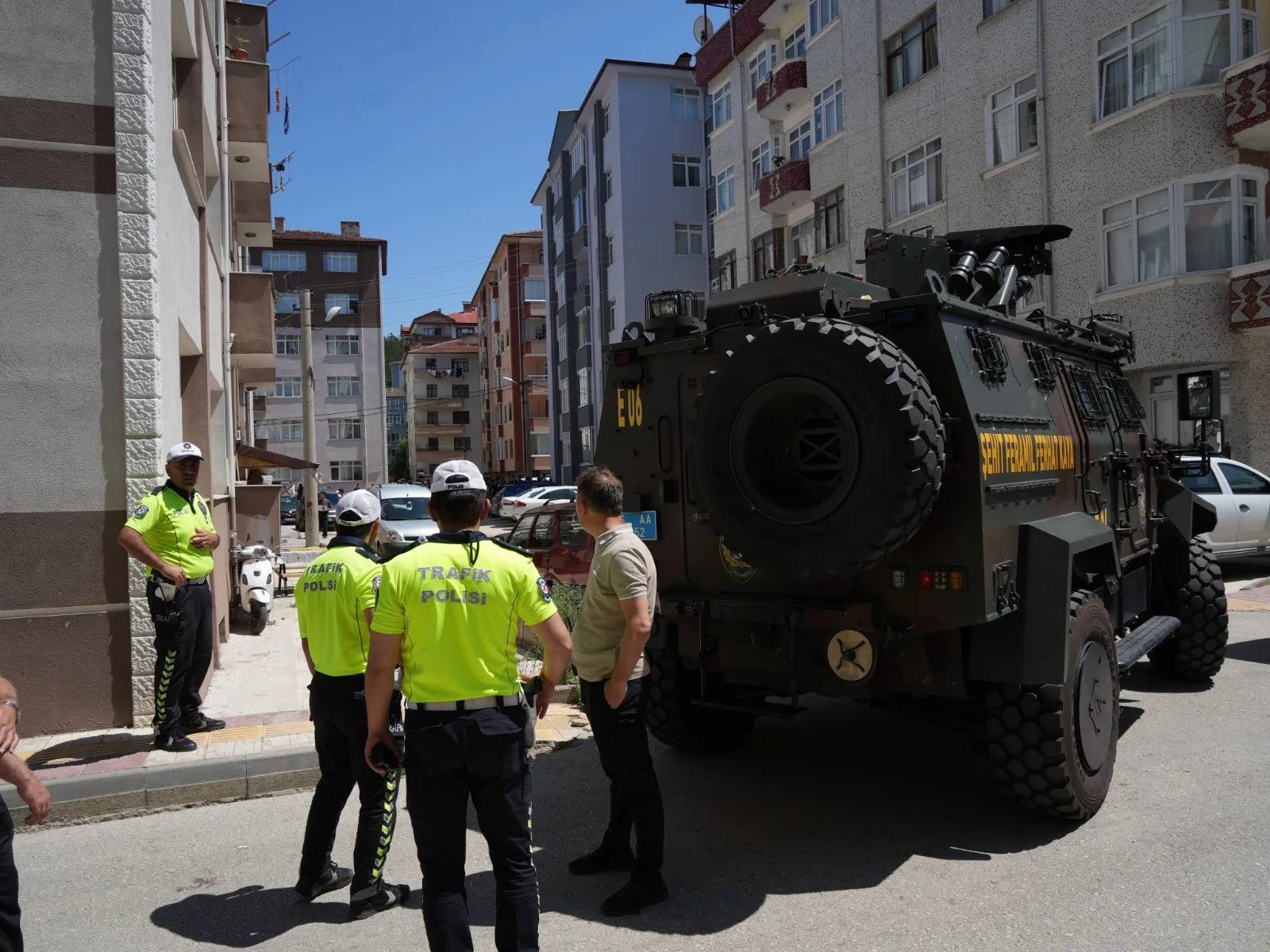 Kastamonu'da Polisi Şehit Etti, Annesini Rehin Aldı Silahlı Saldırgan Öldürülerek Etkisiz Hale Getirildi! Detaylar!