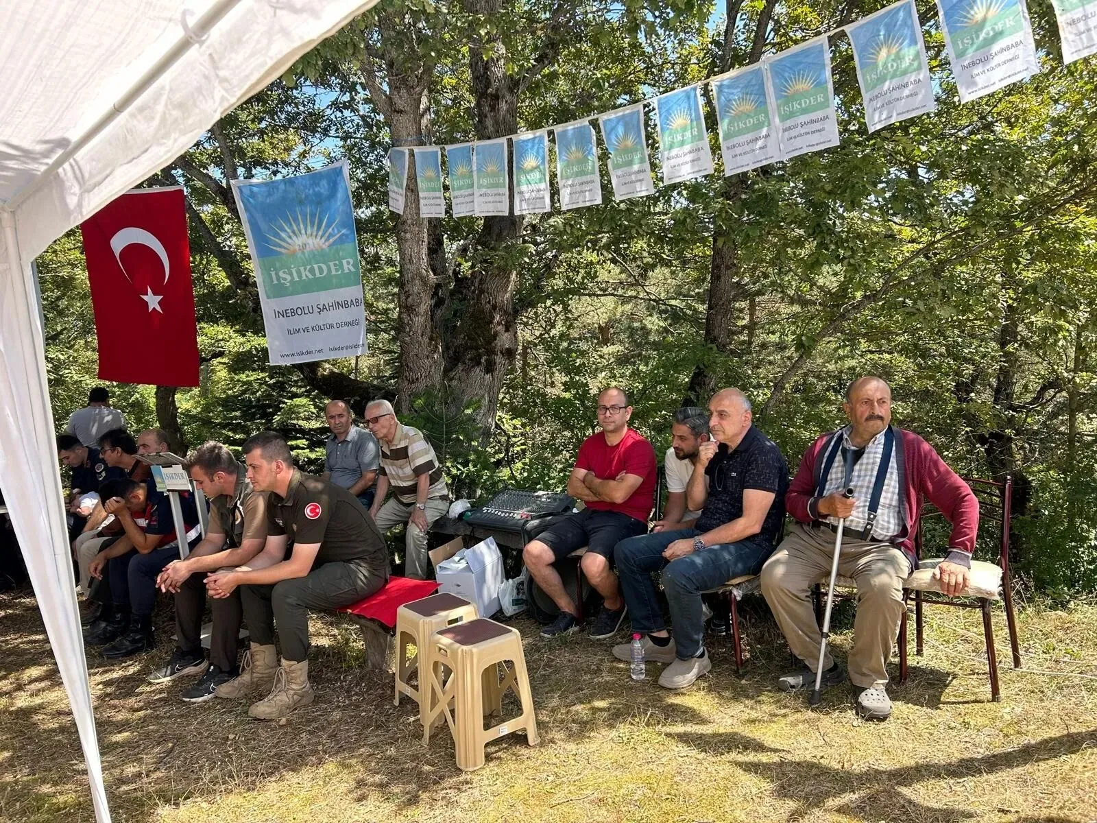 Kastamonu'da Şahinbaba Türbesi'nde Büyük Buluşma! Ziyaretçiler Akın Etti