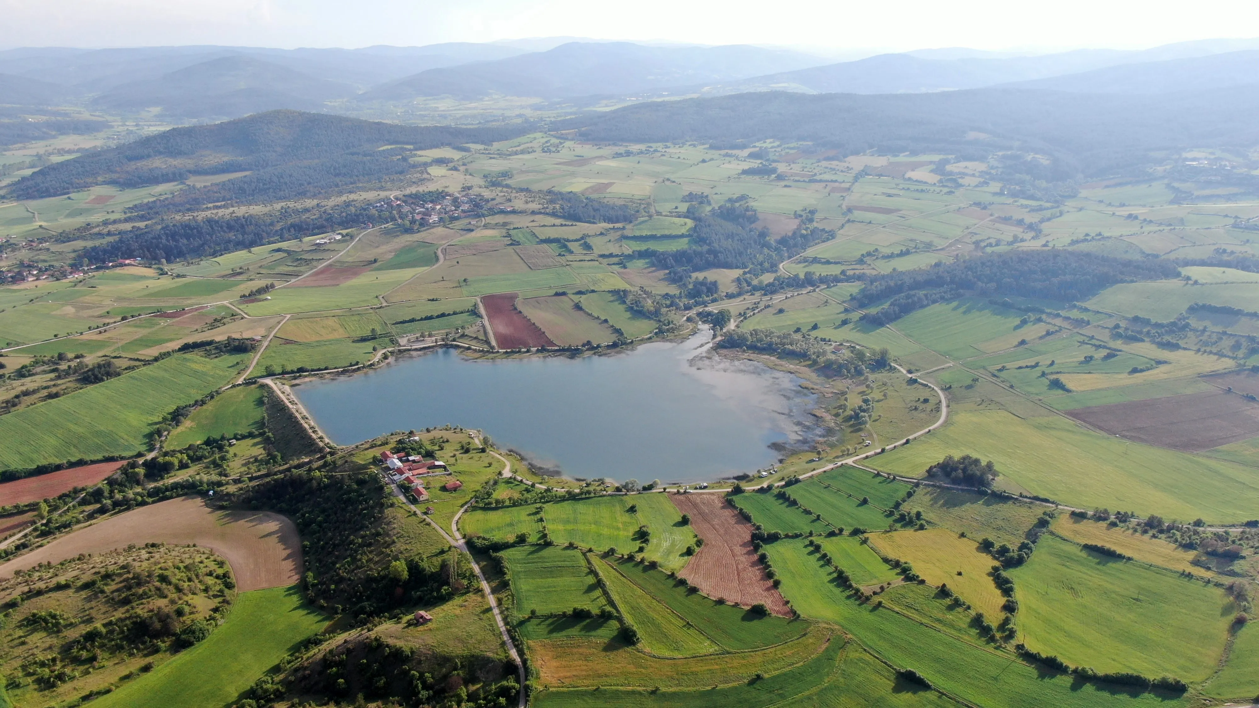 Kastamonu'daki Gölette Onlarca Yasadışı Av Sepeti Ele Geçirildi 2