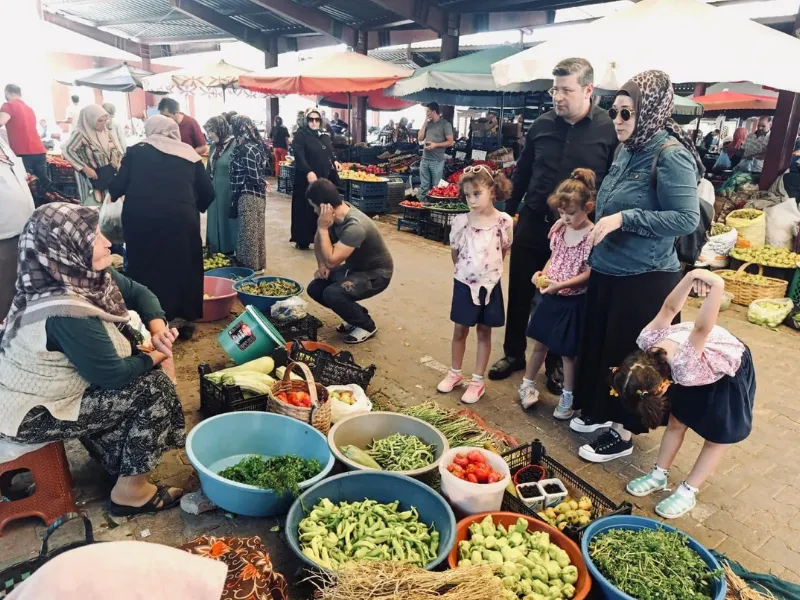 Yeni Kaymakamdan Kastamonu'da Halk Pazarına Ziyaret! Esnaflarla Buluştu 3