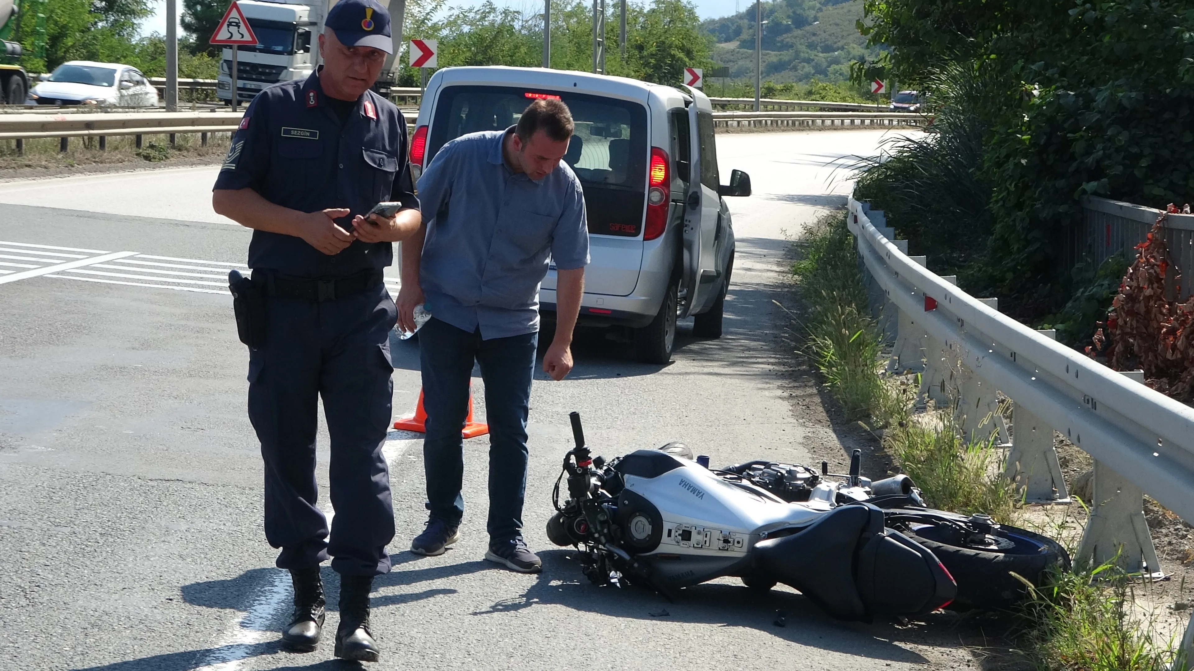 'Dur' Ihtarına Uymayan Motosiklet Sürücüsünün Çarptığı Astsubay Şehit Oldu!