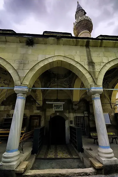 Eligüzel İbni Neccar Camii