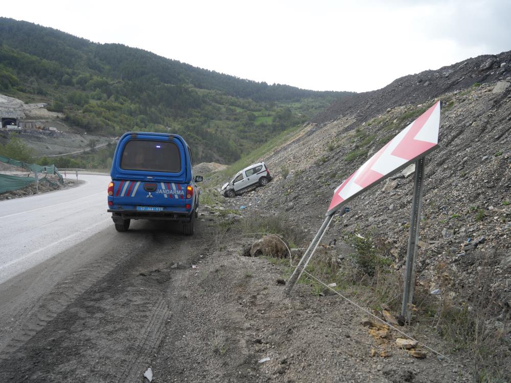 Kastamonu Bostan Koyu Trafik Kazasi Yarali (6)