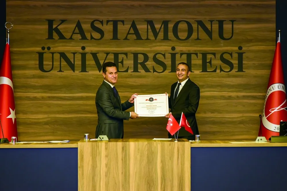 Kastamonu Üniversitesi'nde Senato Toplantısı Yapıldı Ödüller Dağıtıldı! 5