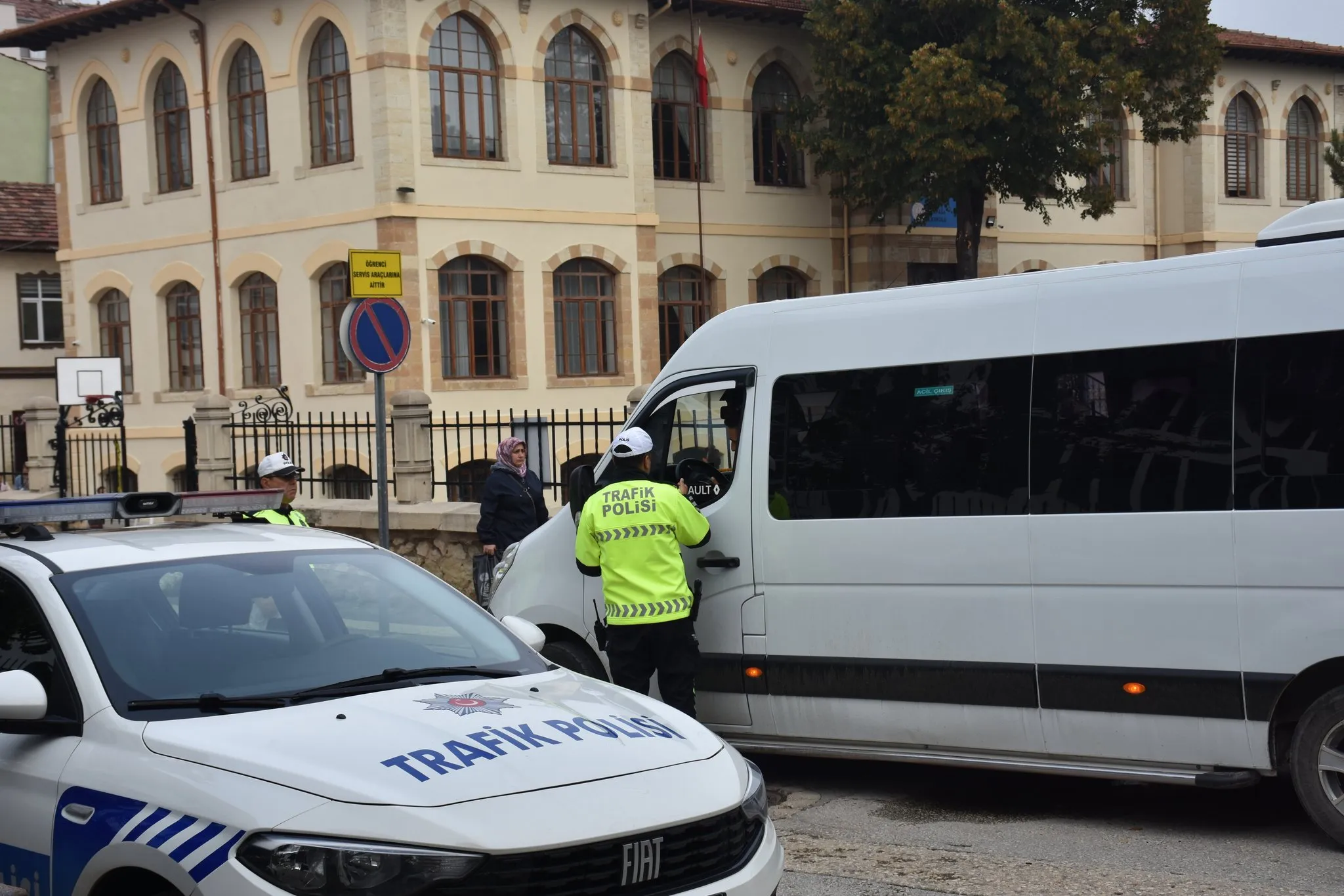 Kastamonu'da 412 Servis Denetlendi 12 Cezai Işlem Uygulandı, 1 Araç Trafikten Men Edildi! 2