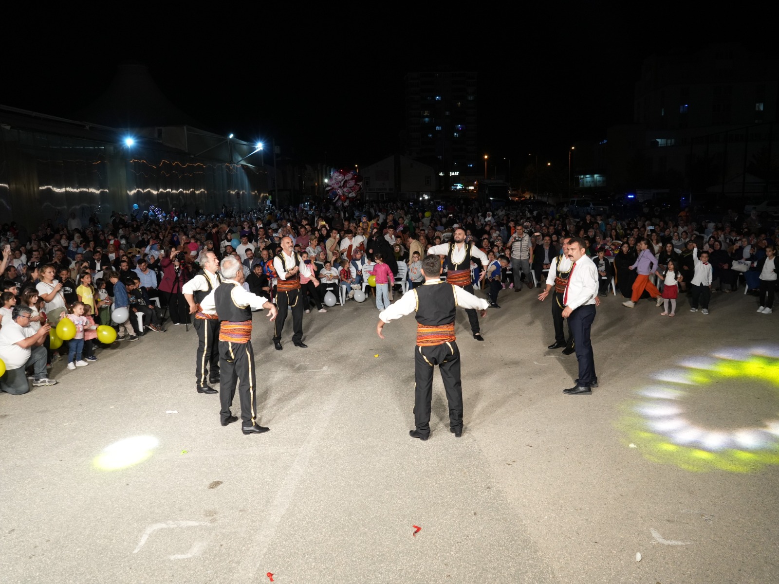 Kastamonu'da Aynı Mahallede Yaşayan 42 Çocuk Sünnet Şöleni Doyasıya Eğlendiler! 2