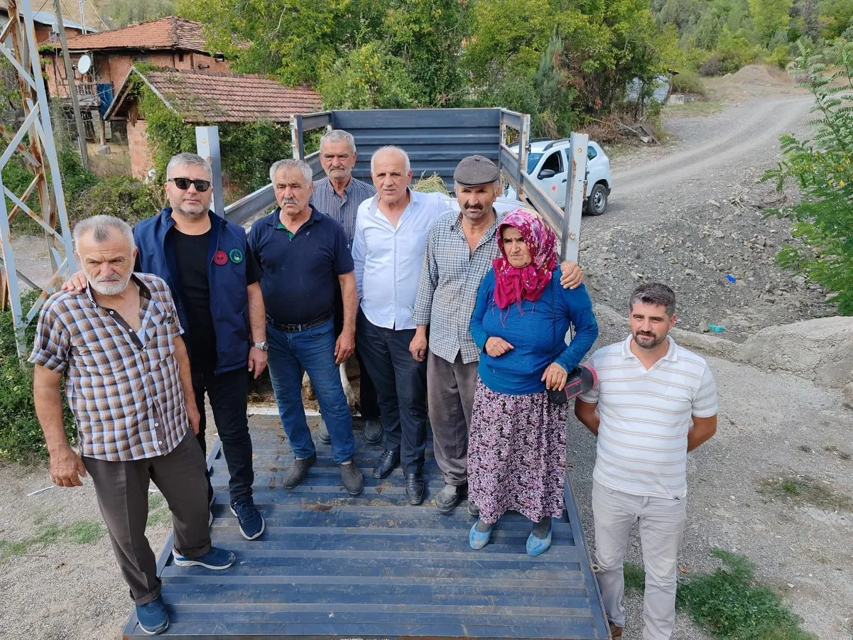 Kastamonu'daki Yangında 3 Hayvanını Kaybetti Yerine Yenileri Teslim Edildi! 2