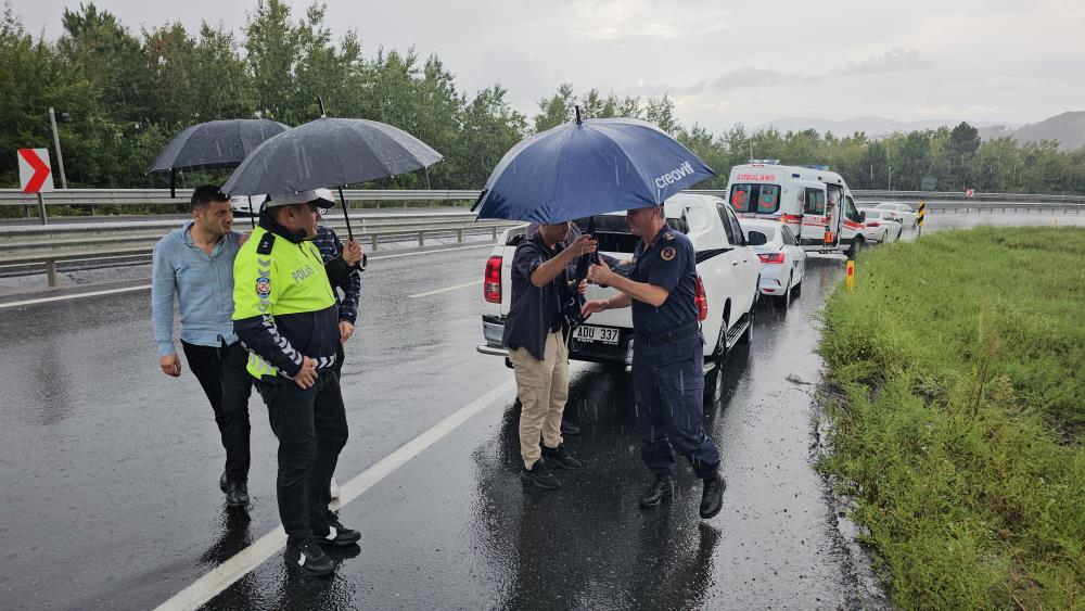 Zonguldak Bartin Yolcu Otobusu Kaza (1)