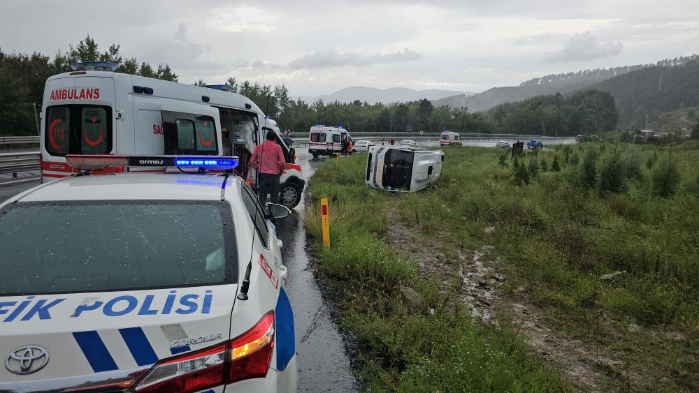 Zonguldak Bartin Yolcu Otobusu Kaza (5)