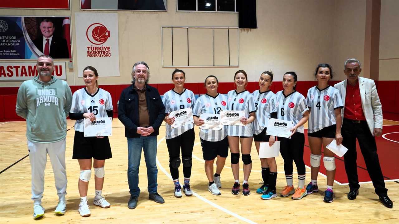 Kastamonu Filenin Sultanlari Voleybol Vetaran (5)