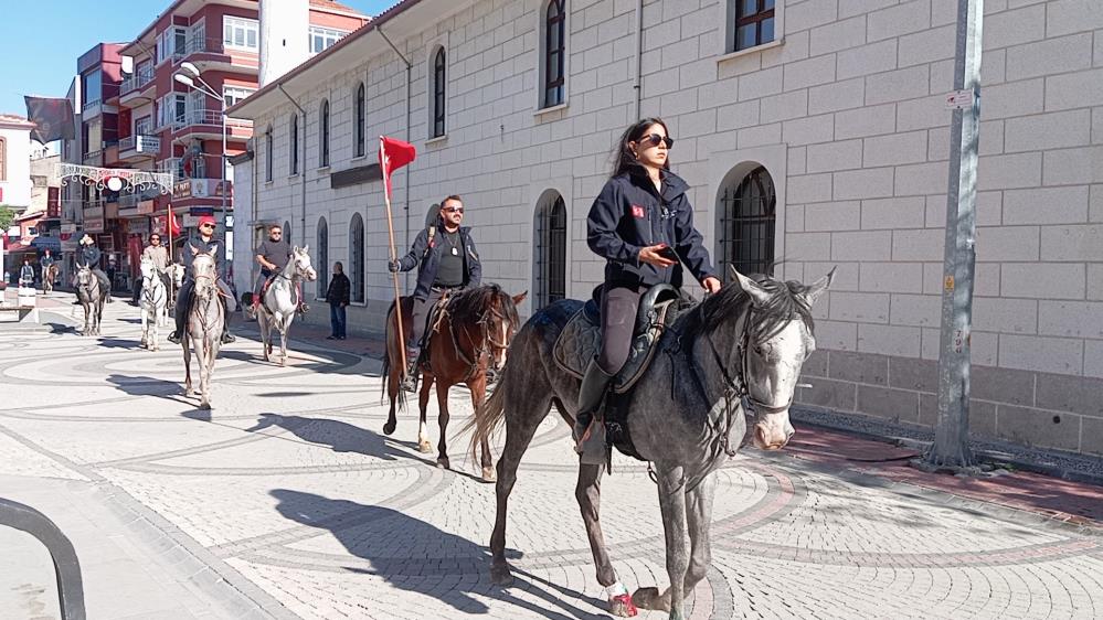 Kastamonu Inebolu Istiklal Yolu Yuruyusu Atlılar (2)