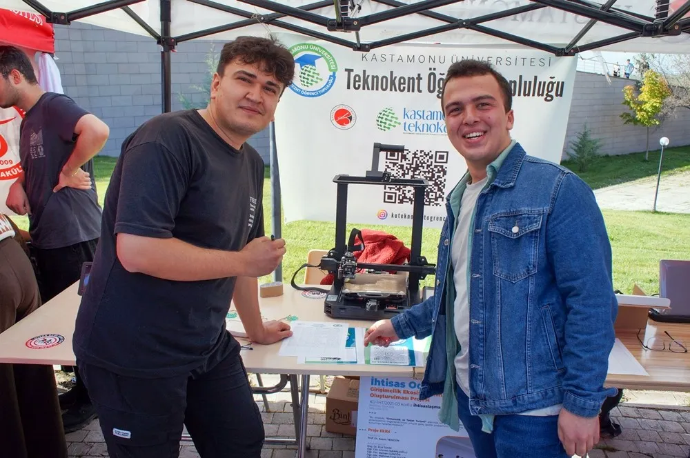 Kastamonu Üniversitesi'nde 'Öğrenci Toplulukları Tanıtım Günleri' Start Verdi