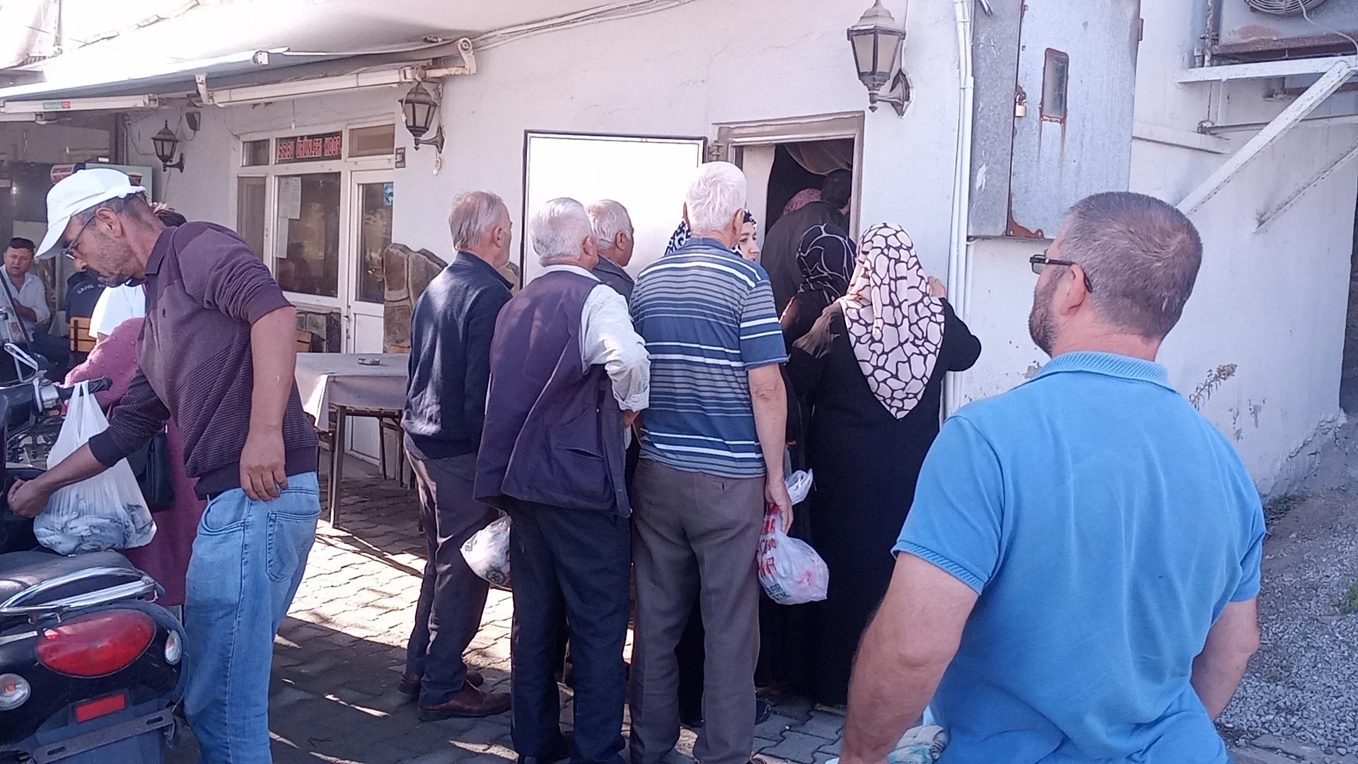 Kastamonu'da El Konulan 56 Kasa Balık Öğrencilere Ve Ihtiyaç Sahiplerine Dağıtıldı! 1