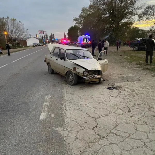 Kastamonu'da Orman İşletme Müdürlüğü Aracı Ile Otomobil Çarpıştı 6 Yaralı Var! 5