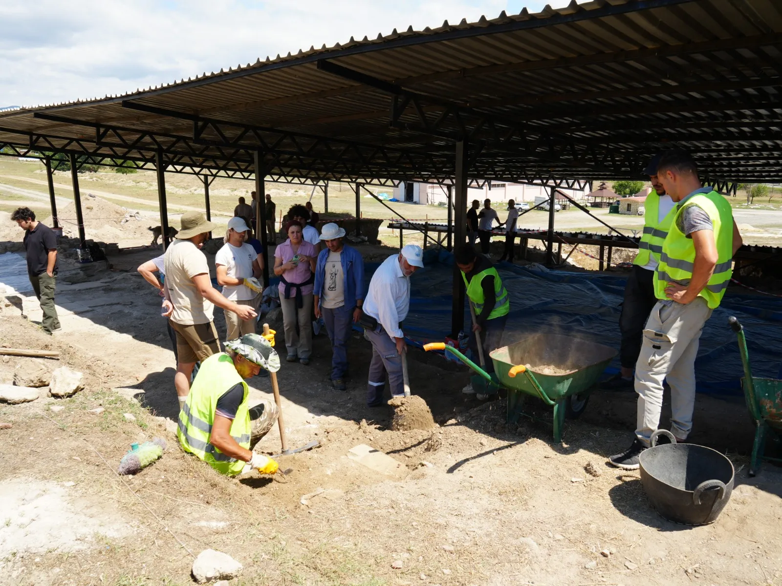 Pompeipolis Antik Kenti'ndeki Bin 800 Yıllık Mozaikler Kurtarılıyor! 11