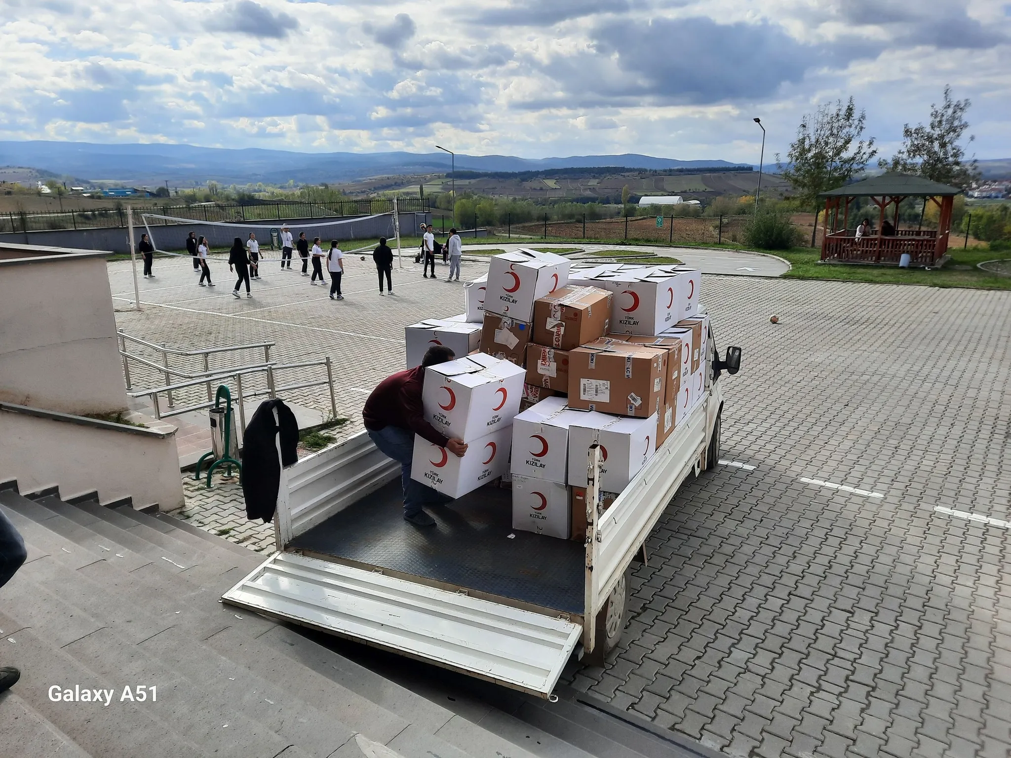 Taşköprü Kızılay Butik Mağazasıyla Öğrencilerin Yanında (1)