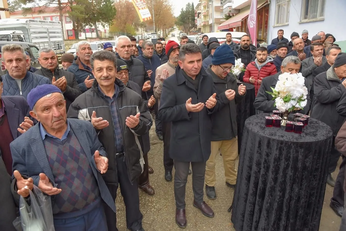 Çavuşoğlu Market Taşköprü’de Yeni Şubesini Açtı! 3