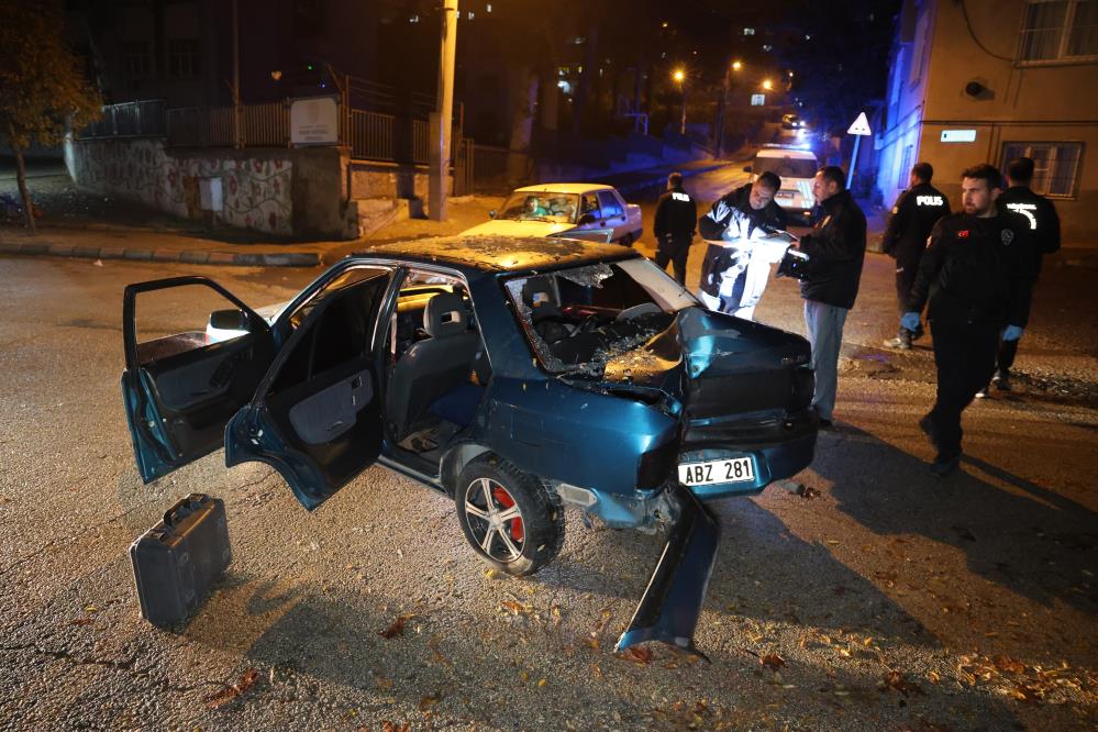 Kahramanmaraş Kastamonu Plakalı Otomobil Polis (3)