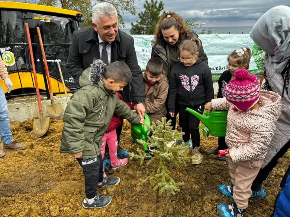 Kastamonu Geleceğe Nefes Oluyor 19 Ilçede 15 Bin Fidan Dikildi! 8