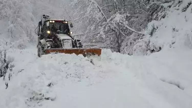 Kastamonu Köy Yolları Ulaşıma Kapandı (1)