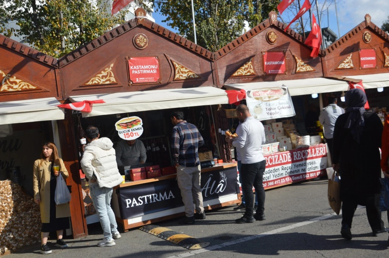 Kastamonu Pastirmasi Batman Fuarinda Tadıldı