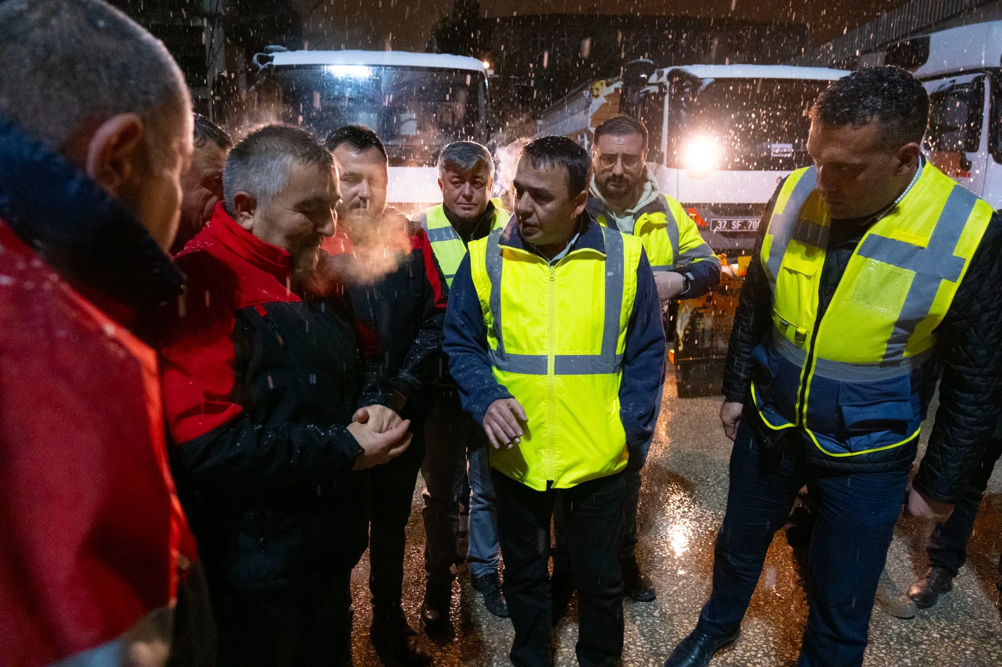 Kastamonu’da Kar Yağışı Başladı Belediye Ekipleri Teyakkuza Geçti!