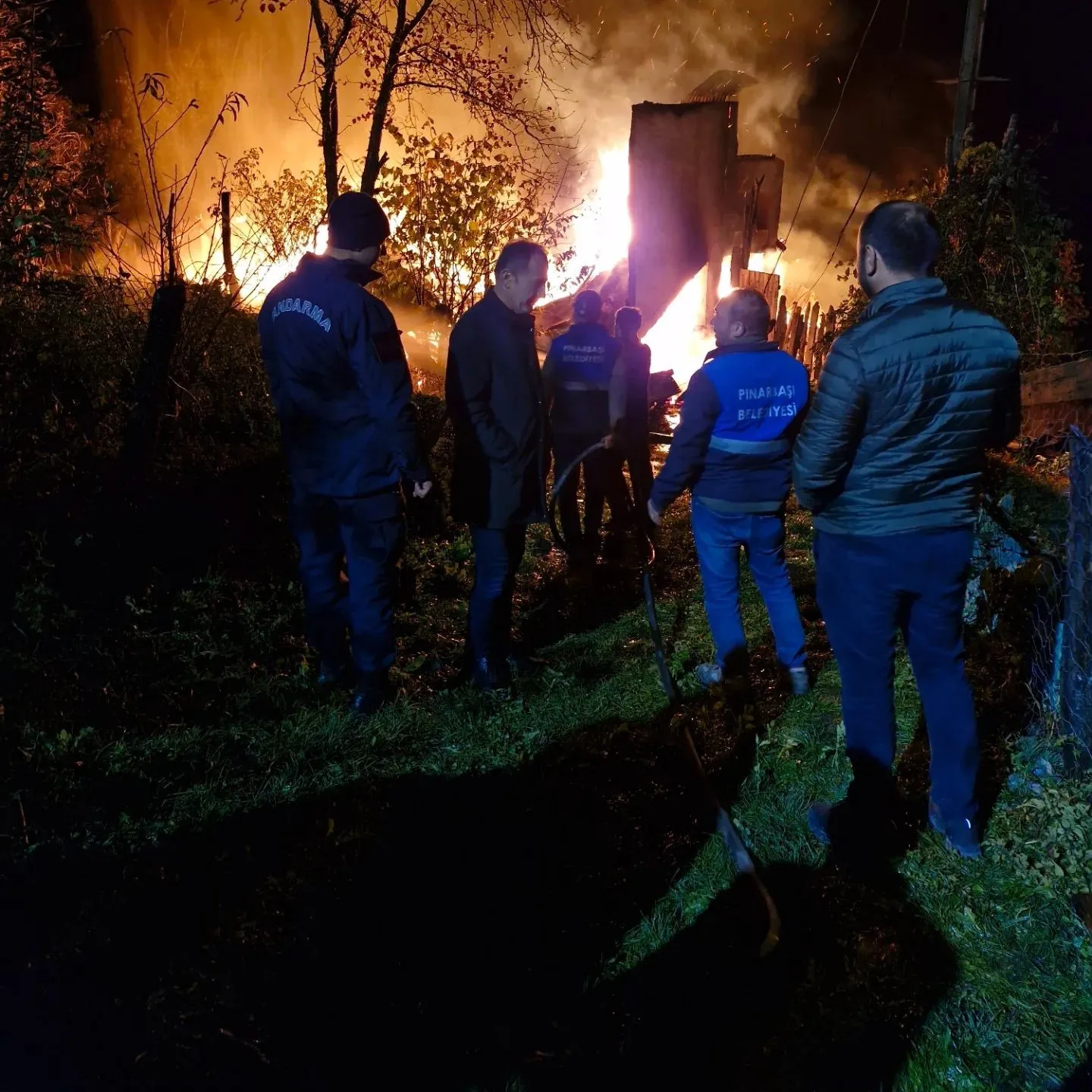 Kastamonu'da Yangın 2 Katlı Ahşap Ev Kül Oldu! (Detaylar) 4