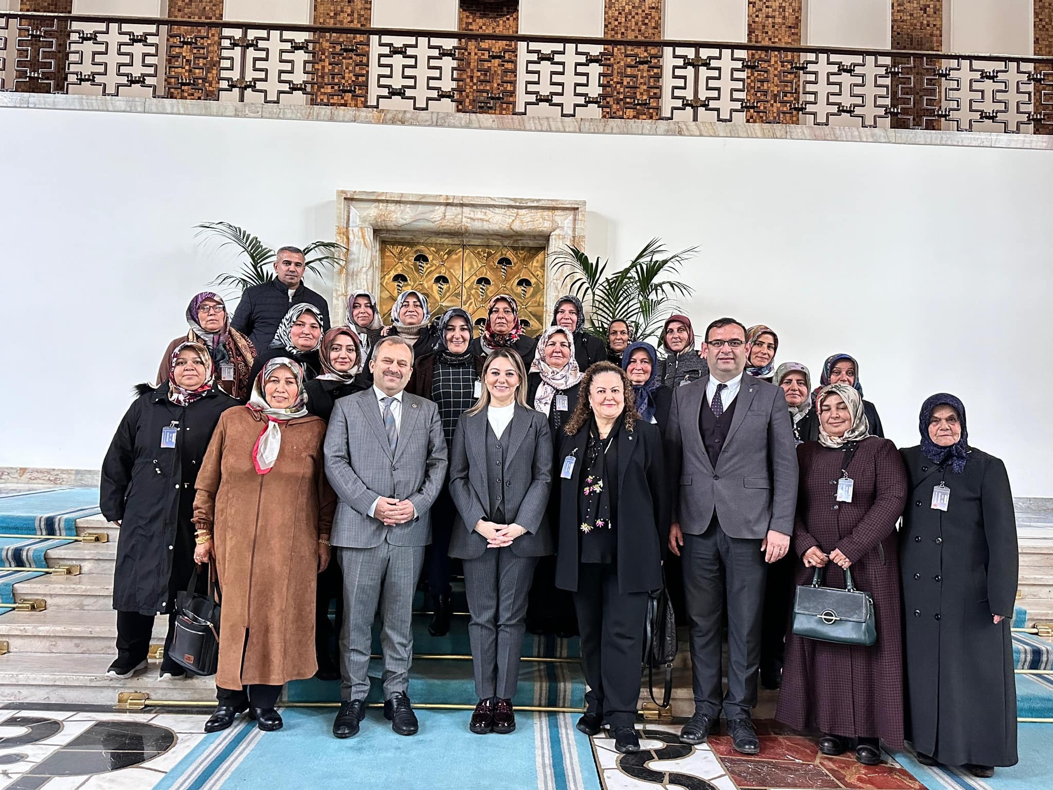 Sarımsak Emekçileri Tbmm Serap Ekmekci Halil Uluay (2)