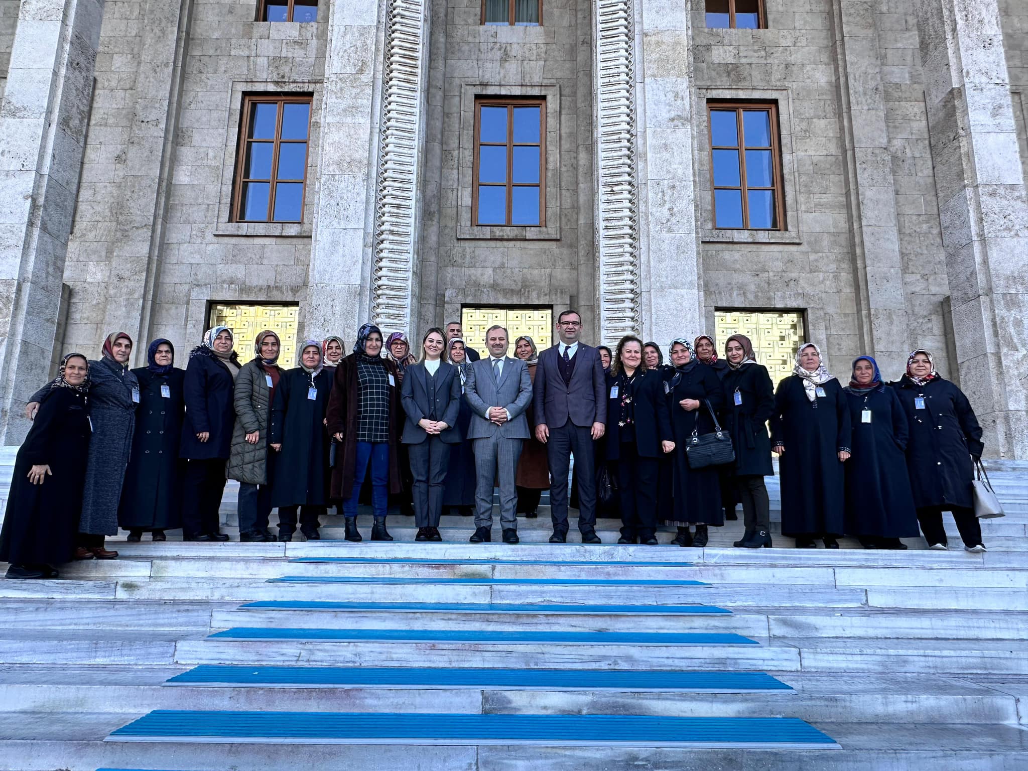 Sarımsak Emekçileri Tbmm Serap Ekmekci Halil Uluay (3)