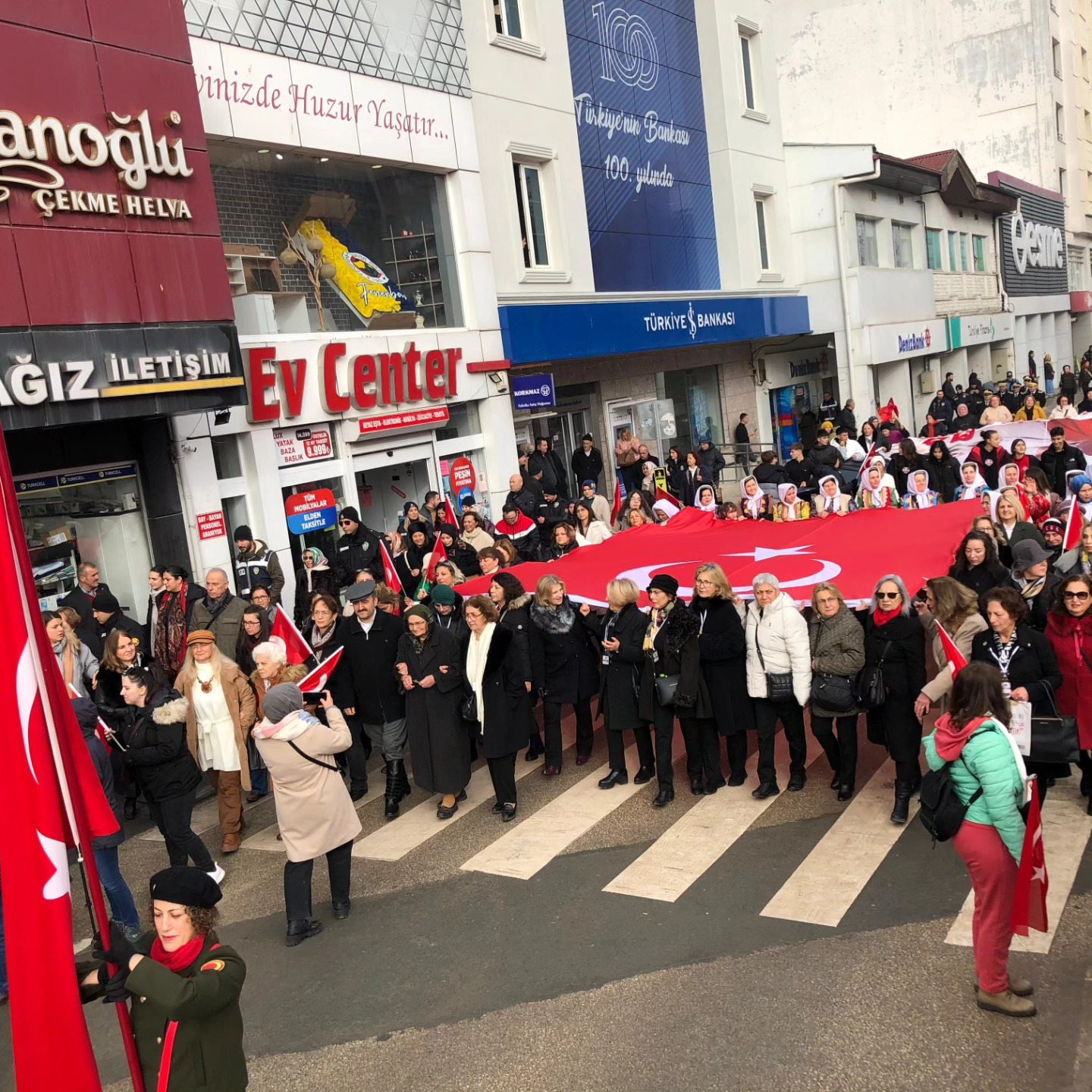 10 Aralık Türk Kadın Mitingi (14)