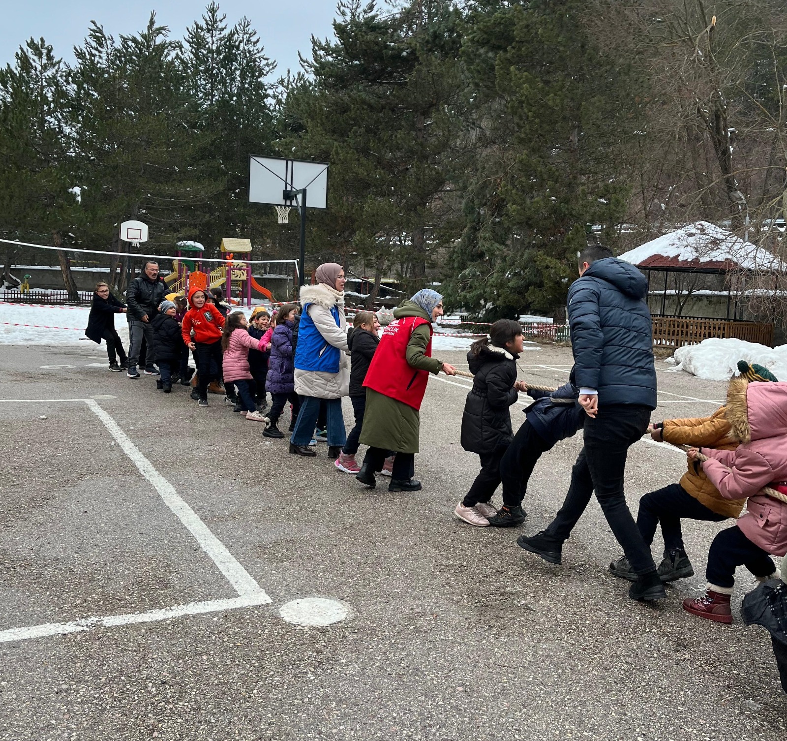 Akkaya Gönüllü Öğrenciler (4)