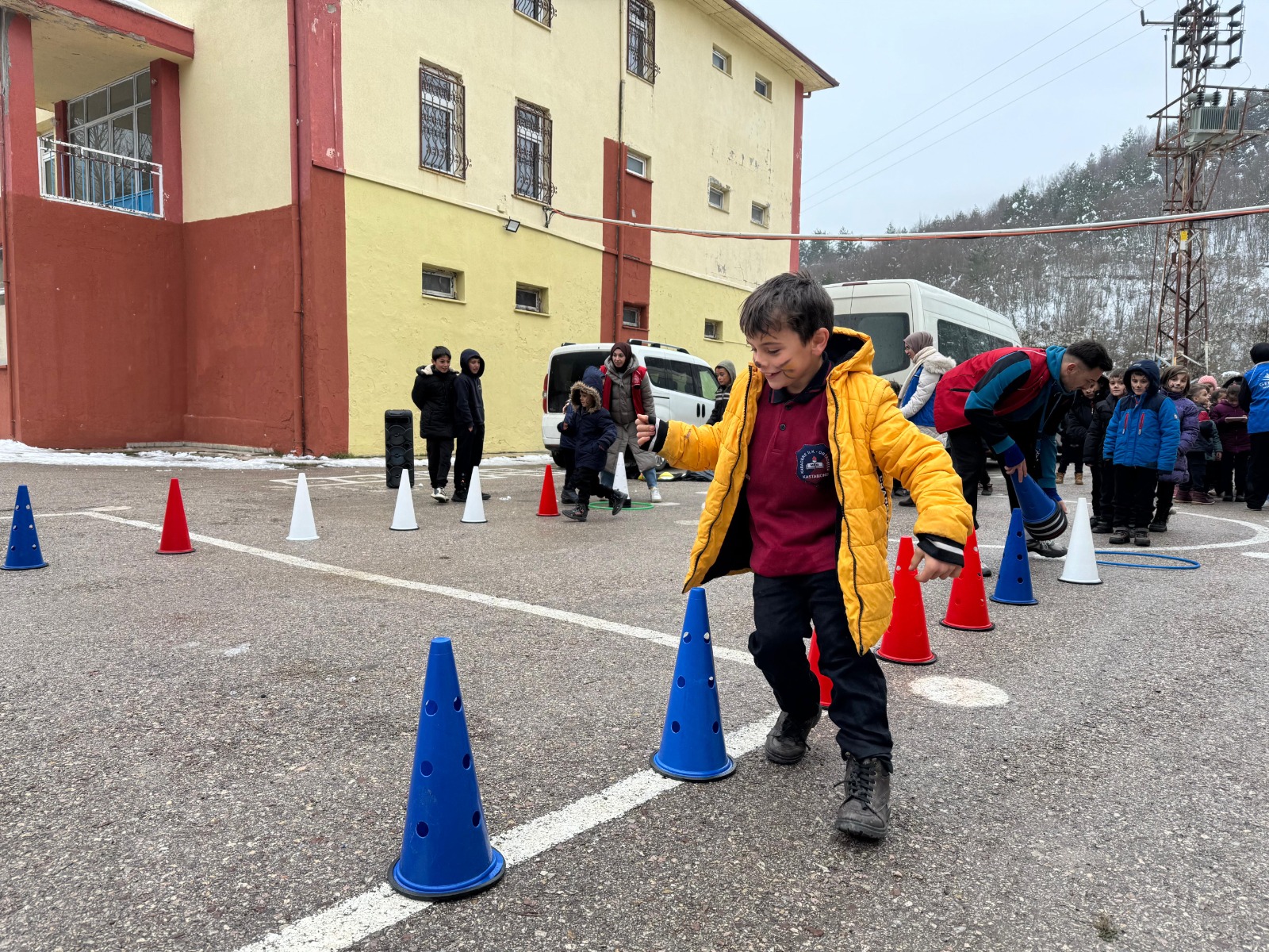 Akkaya Gönüllü Öğrenciler (5)