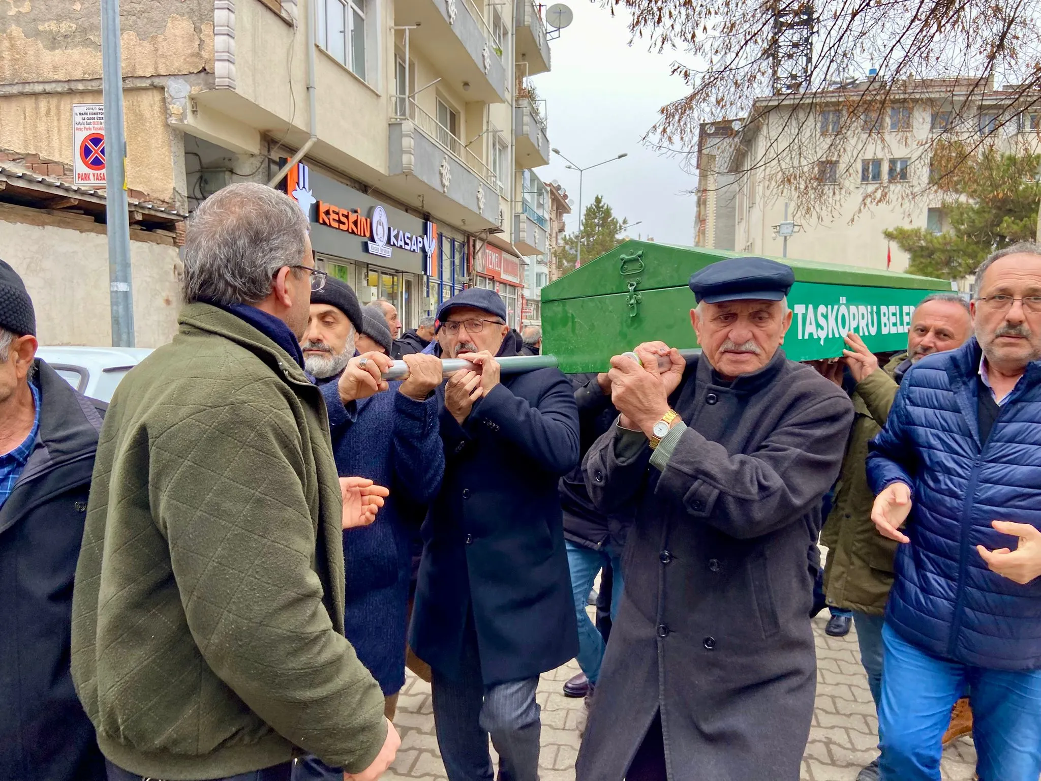 Hacı Kemal Özmen, Taşköprü’de Son Yolculuğuna Uğurlandı (7)