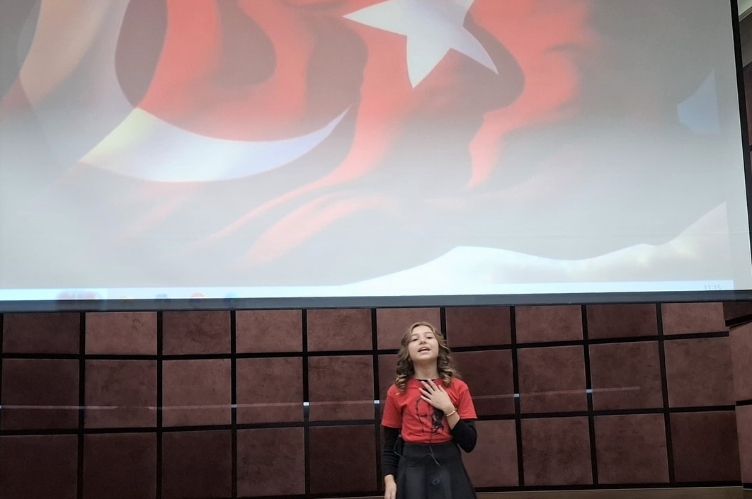 Istiklal Marşı Güzel Okuma (6)