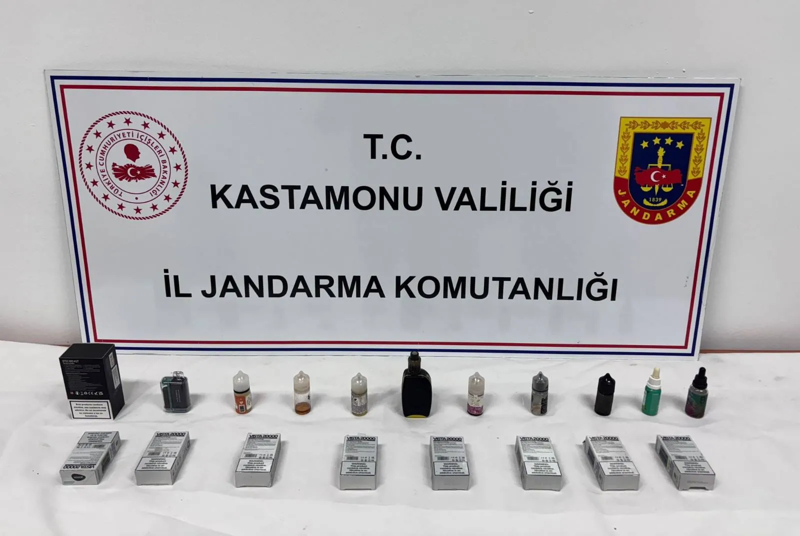 Kastamonu’da Çok Sayıda Kaçak Malzeme Ele Geçirildi!