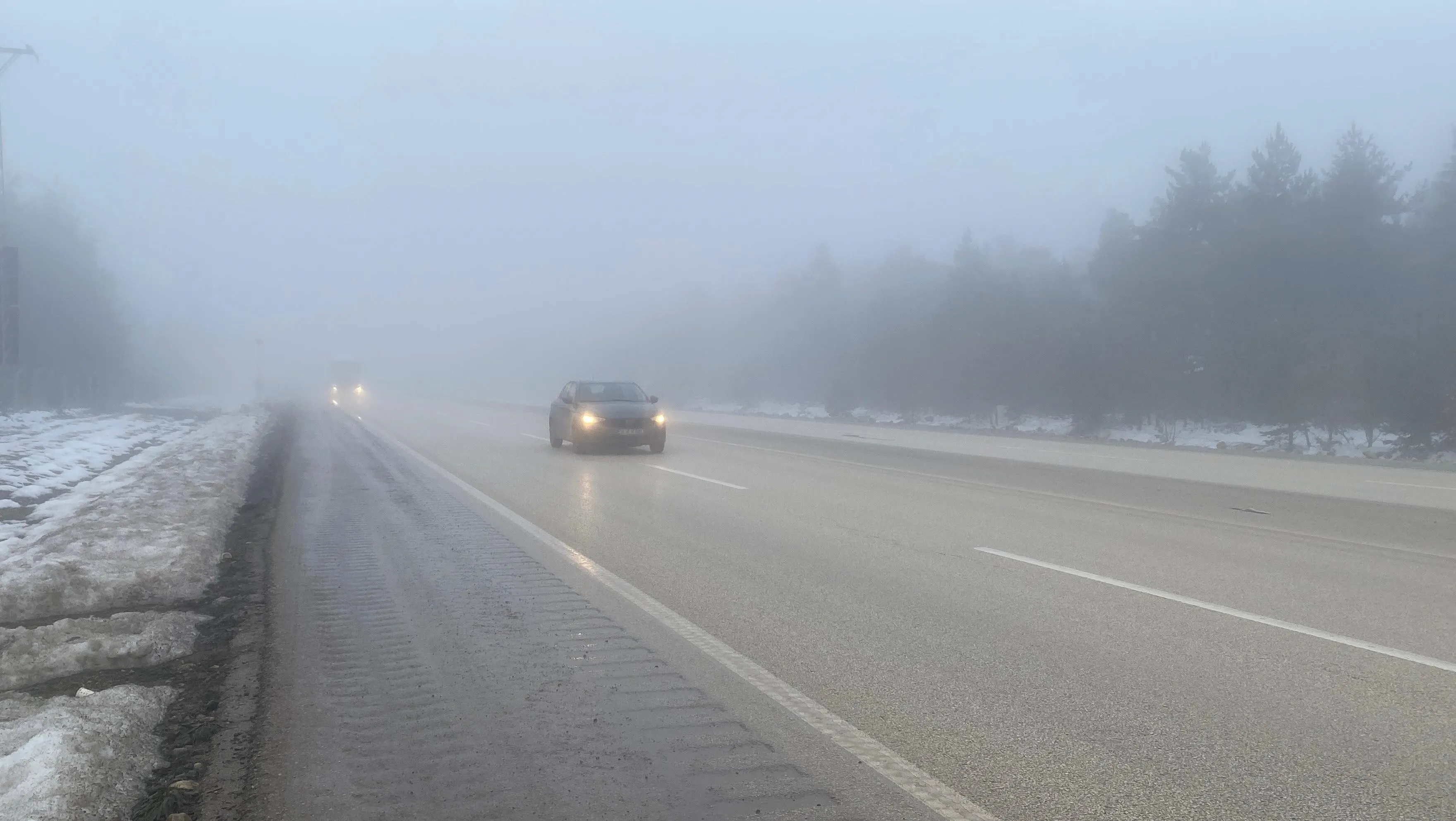 Kastamonu'da Sis Etkili Oluyor Görüş Mesafesi 30 Metre! 1