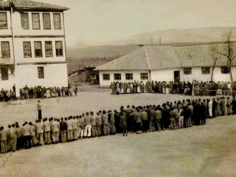 Kastamonu'yu Mecliste Temsil Etti Açtığı 69 Yurt Ile 20 Bin Çocuğa Eğitim Verildi! 2