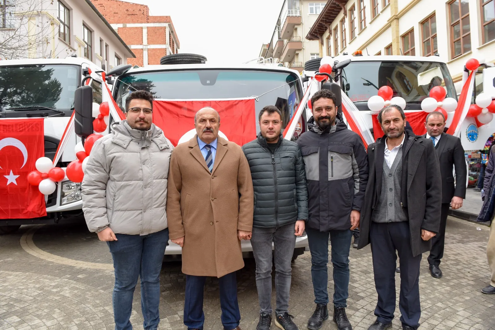 Taşköprü’ye 3 Yeni Çöp Kamyonu Kazandırıldı Tanıtım Töreni Gerçekleştirildi! 1