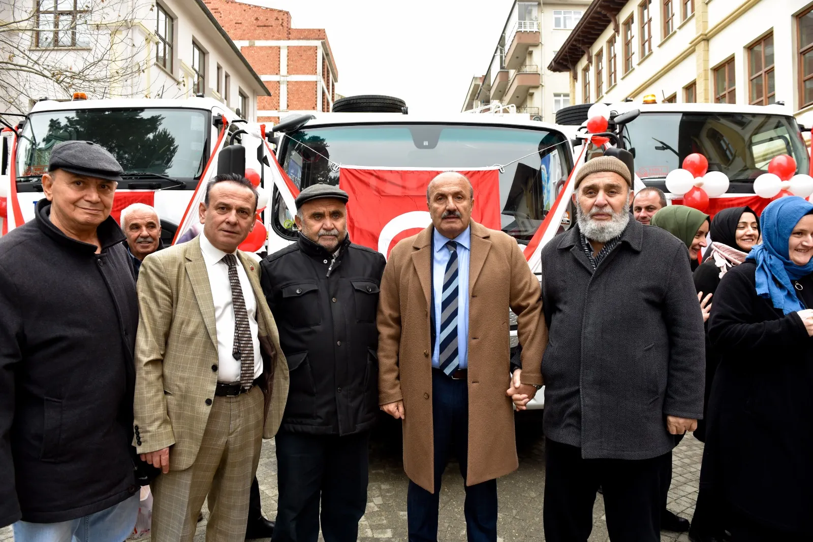 Taşköprü’ye 3 Yeni Çöp Kamyonu Kazandırıldı Tanıtım Töreni Gerçekleştirildi! 9