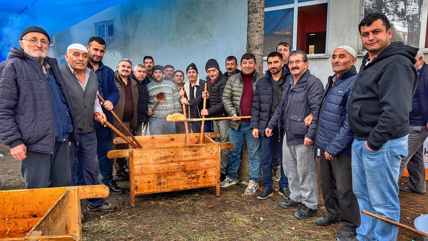 Tekke Mahallesi Helva Karma Etkinliği (1)-1