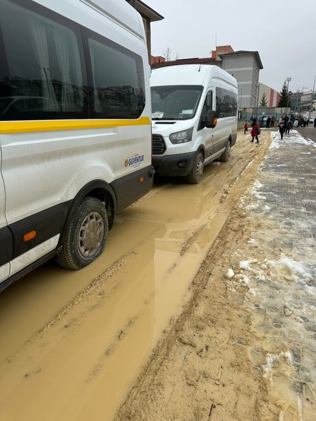 Karne Çamur Öğrenci 2